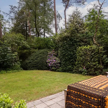 Дом отдыха Heerlijk Knus In Het Bos